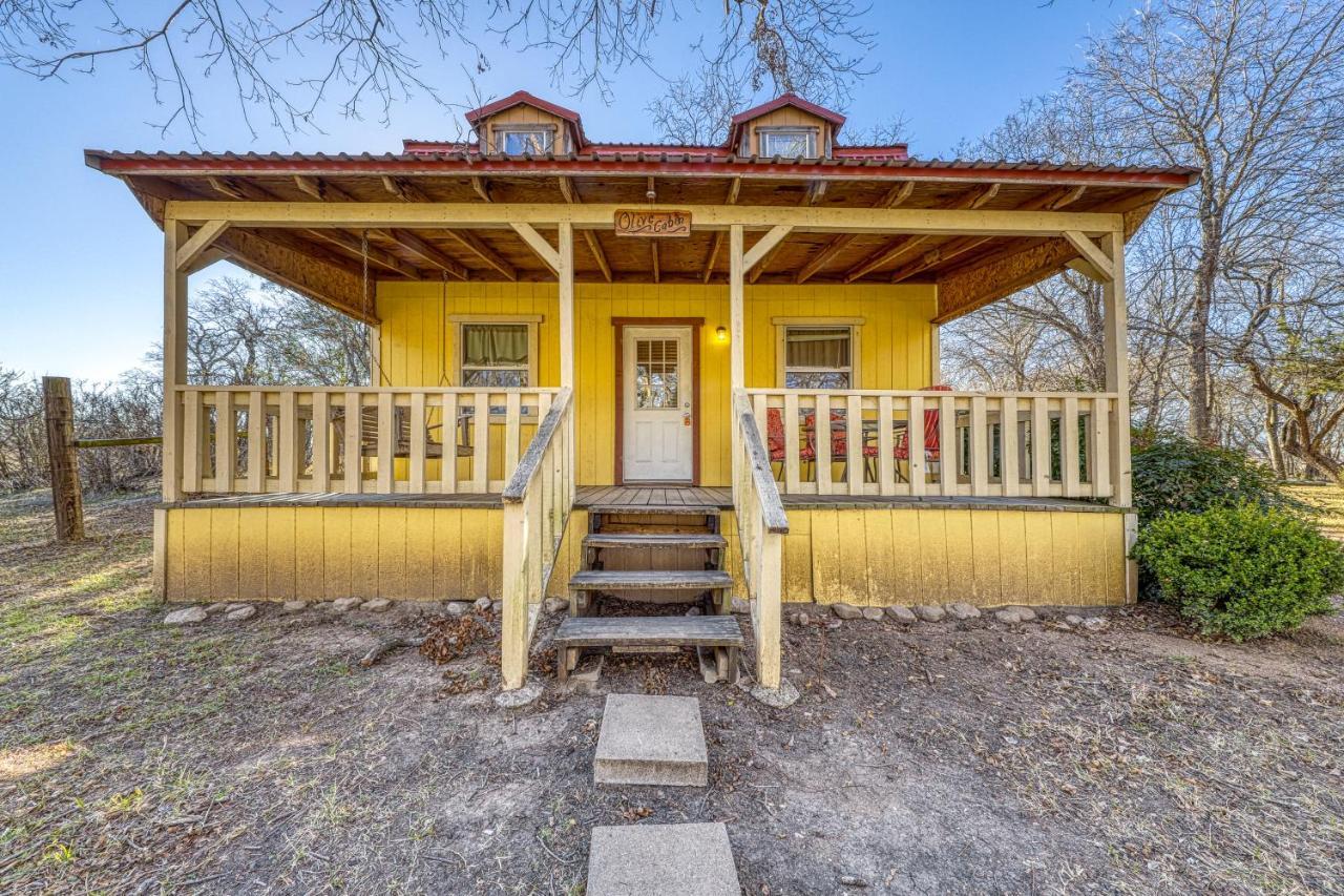 The Olive @ Mendelbaum Winery Guest Cabins Hotel Fredericksburg Exterior foto